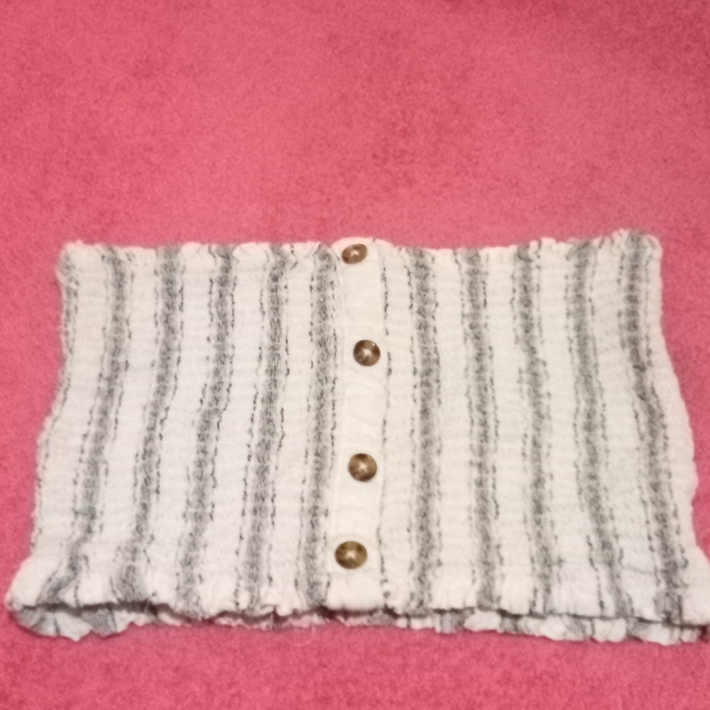 A wight and gray tube tops